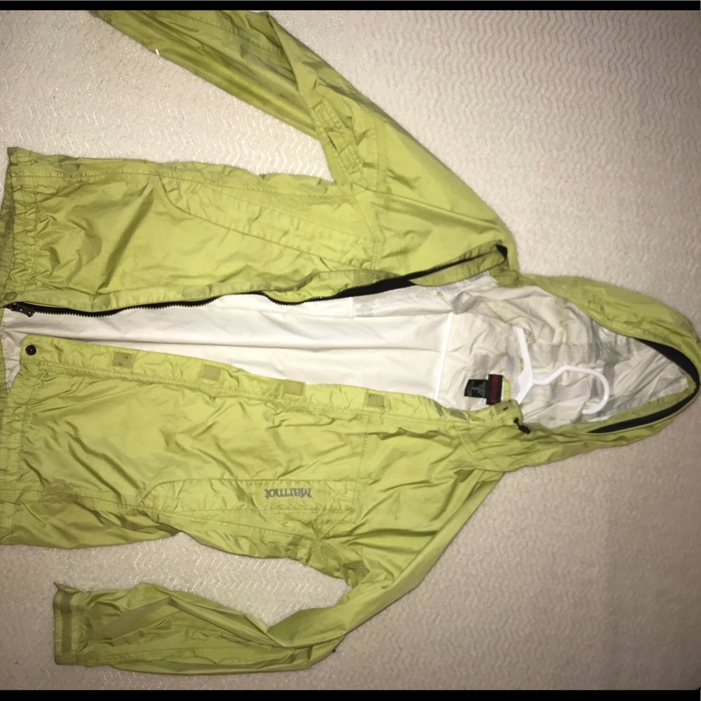 Light but rugged jacket